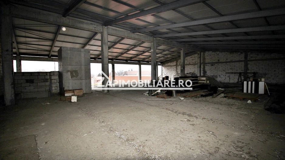 Spatiu comercial 2.800 mp.Piata Republicii,555 euro mp - Poză 6