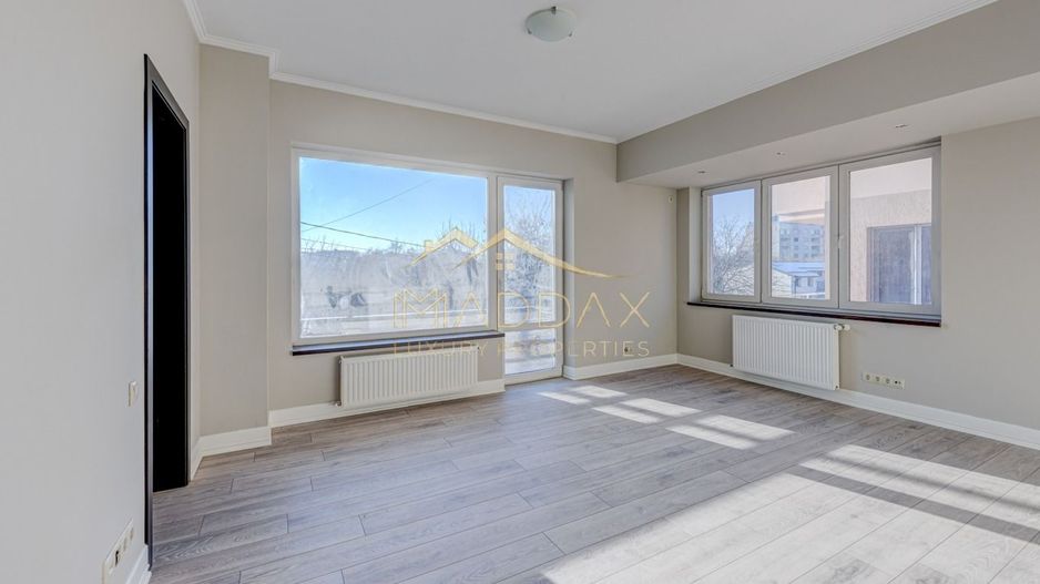 Vila ***400mp*** + Curte Proprie // zona Aviației - Poză 15