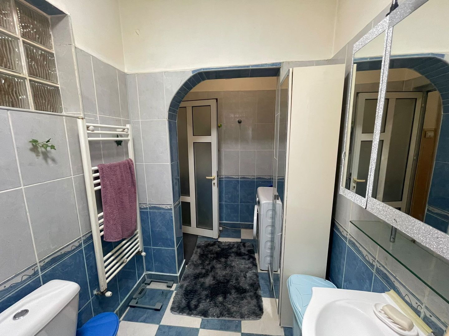 Apartament 4 camere în vilă, centrală proprie, zona Parcul Carol v26 - Poză 10