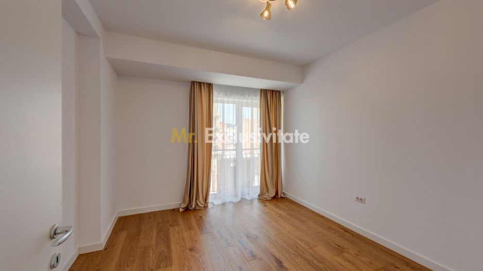 Vila Otopeni central, 222 mp cu gradina - Poză 17