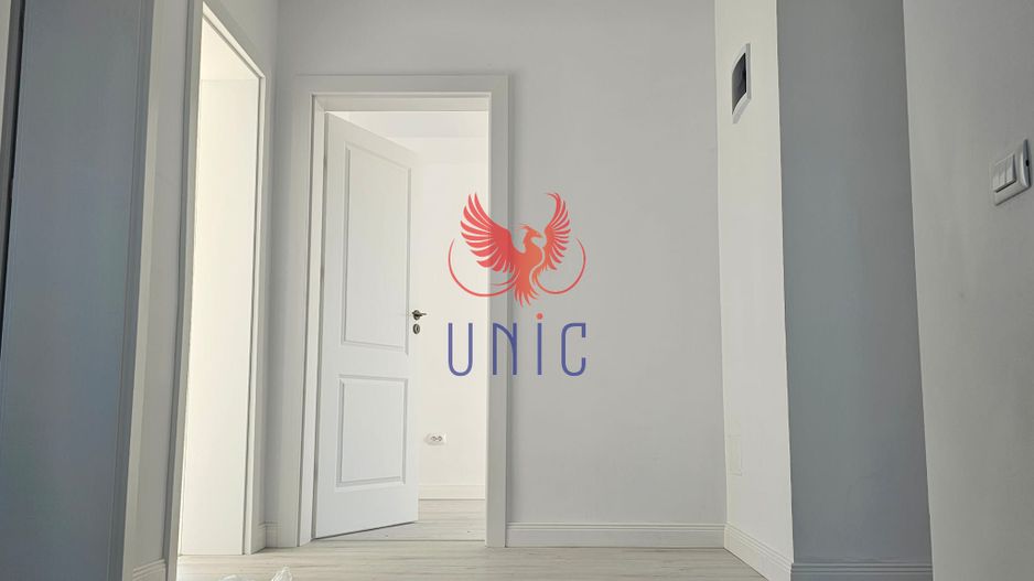 Vila 5 camere, zona rezidentiala . - Poză 2