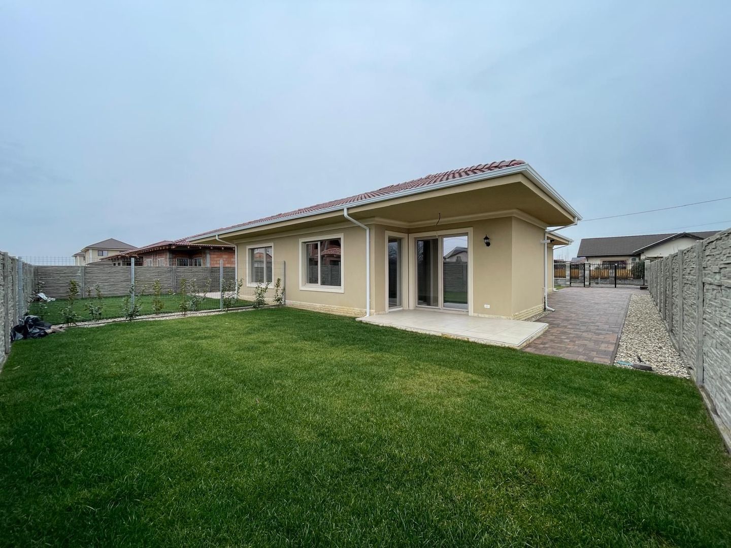 Duplex Parter - 85 mp - Mosnita Noua - Zona Valery - Poză 1