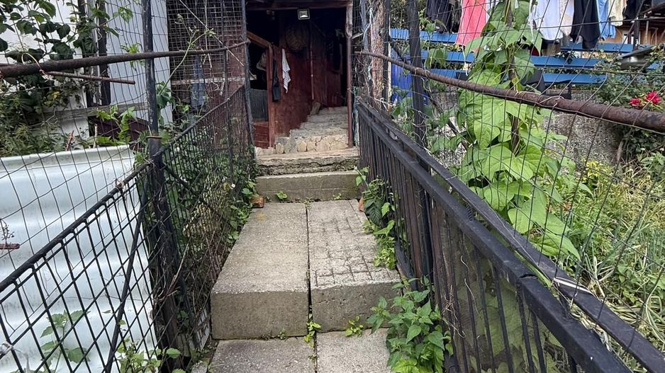 Vila S+P+1,+ garaj inchis + terasa si teren intravilan 6300 mp - Poză 40