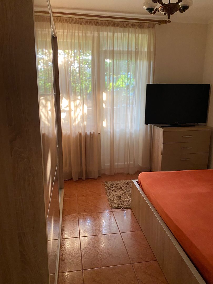 Spitalul judetean | 3 Camere | Centrala proprie| Boxa | Gradina proprie - Poză 2