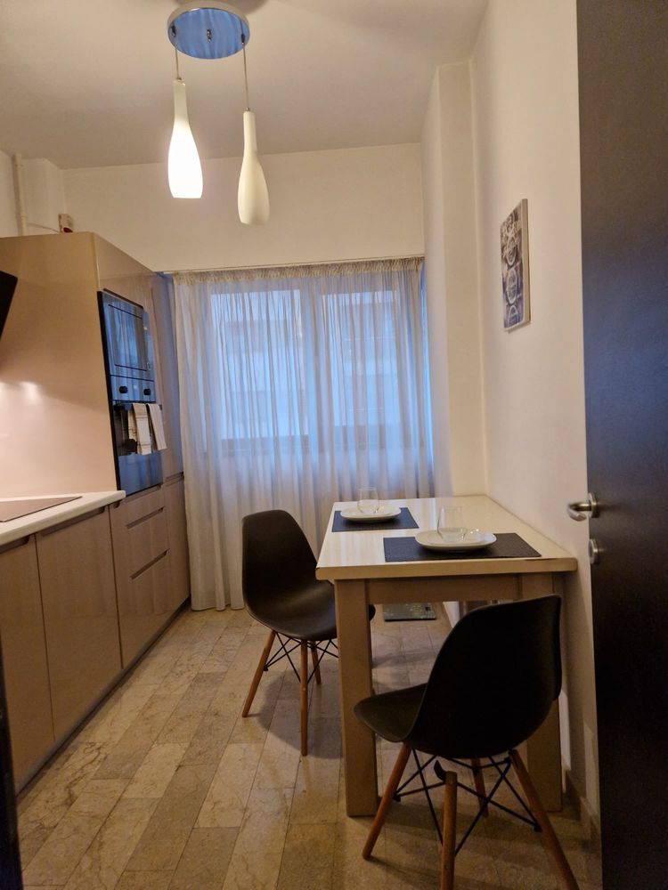 Inchirere 2 camere metrou Mihai Bravu loc de parcare subteran - Poză 5