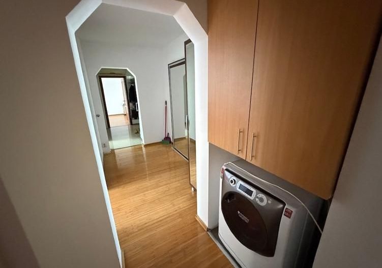 Vanzare Apartament 3 camere, 70 mp, etaj 10/11,  parcare ADP – Sebastian - Poză 11