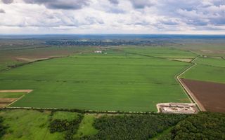Teren arabil de 532 hectare în Mehedinți - Poză 1