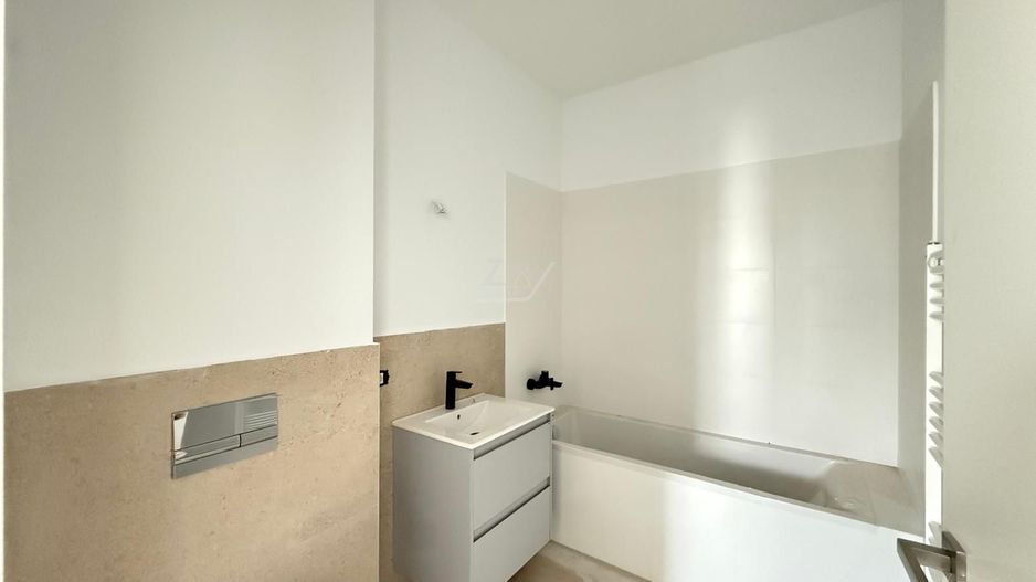 Bloc finalizat. Lift. Loc de parcare. - Poză 5