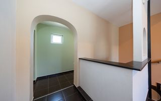 Casă Individuală - Spațioasă de Vânzare în Cristian - Poză 24
