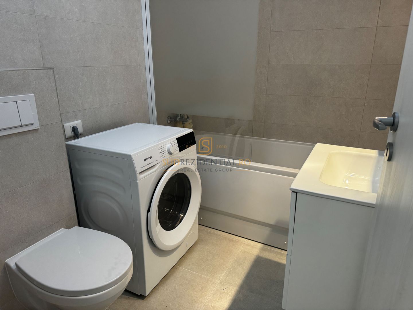PRIMA INCHIRIERE! Studio 51 mp 7-10 minute de Metrou Berceni - Poză 8