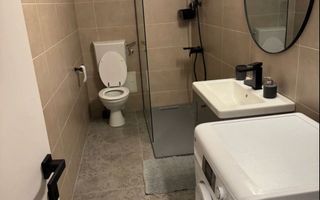 GARSONIERA - NATIUNILE UNITE, BUCATARIE INCHISA, MOBLATA MODERN - Poză 7