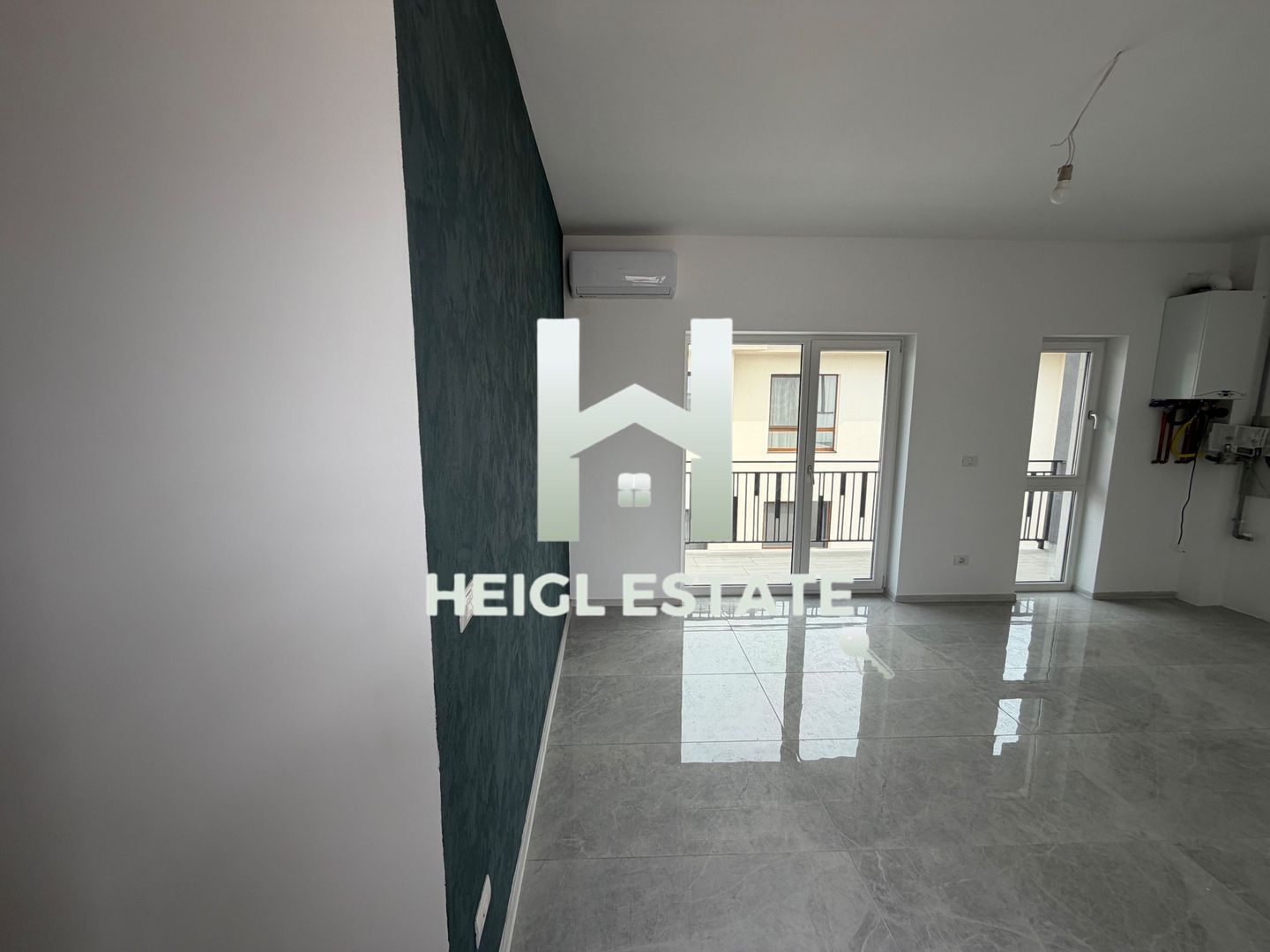 Apartament cu 2 camere si 45 mp terasa in zona Braytim - Poză 4