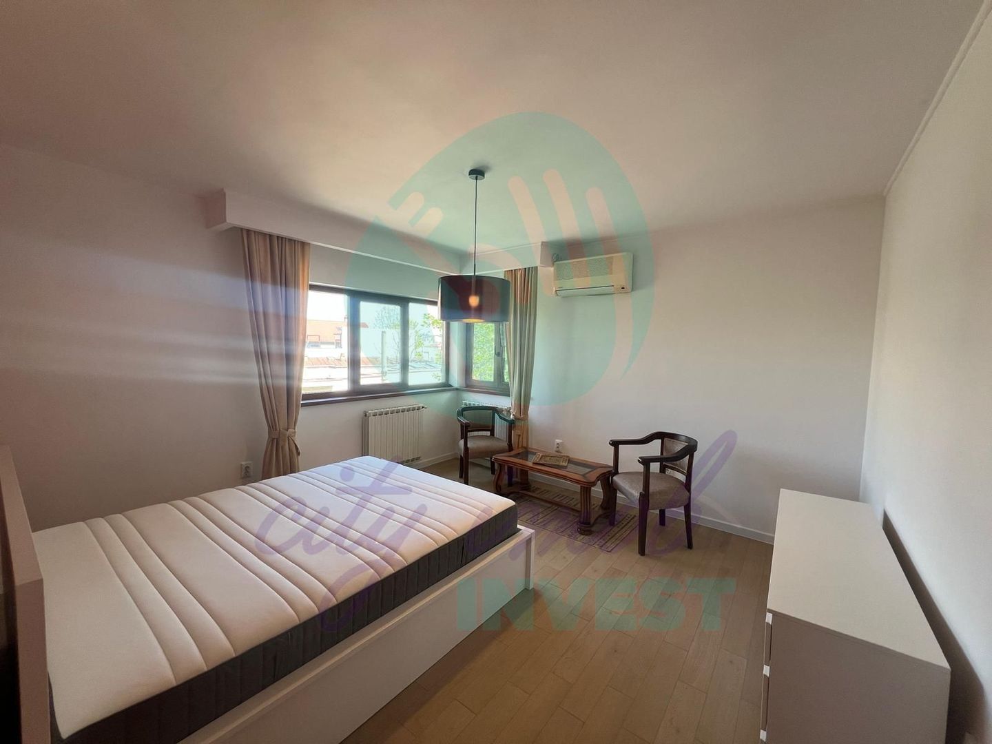 Apartament  3 CAMERE in bloc boutique-CENTRALA PROPRIE-80 mp - Poză 5