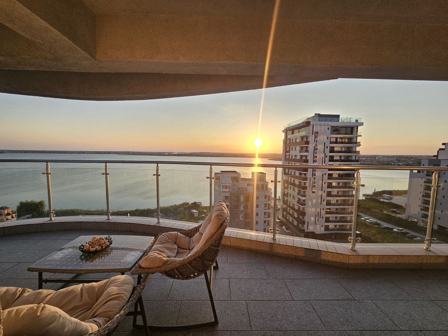 Apartament de vanzare 3 camere Casa Del Mar Mamaia/Constanta - Poză 5