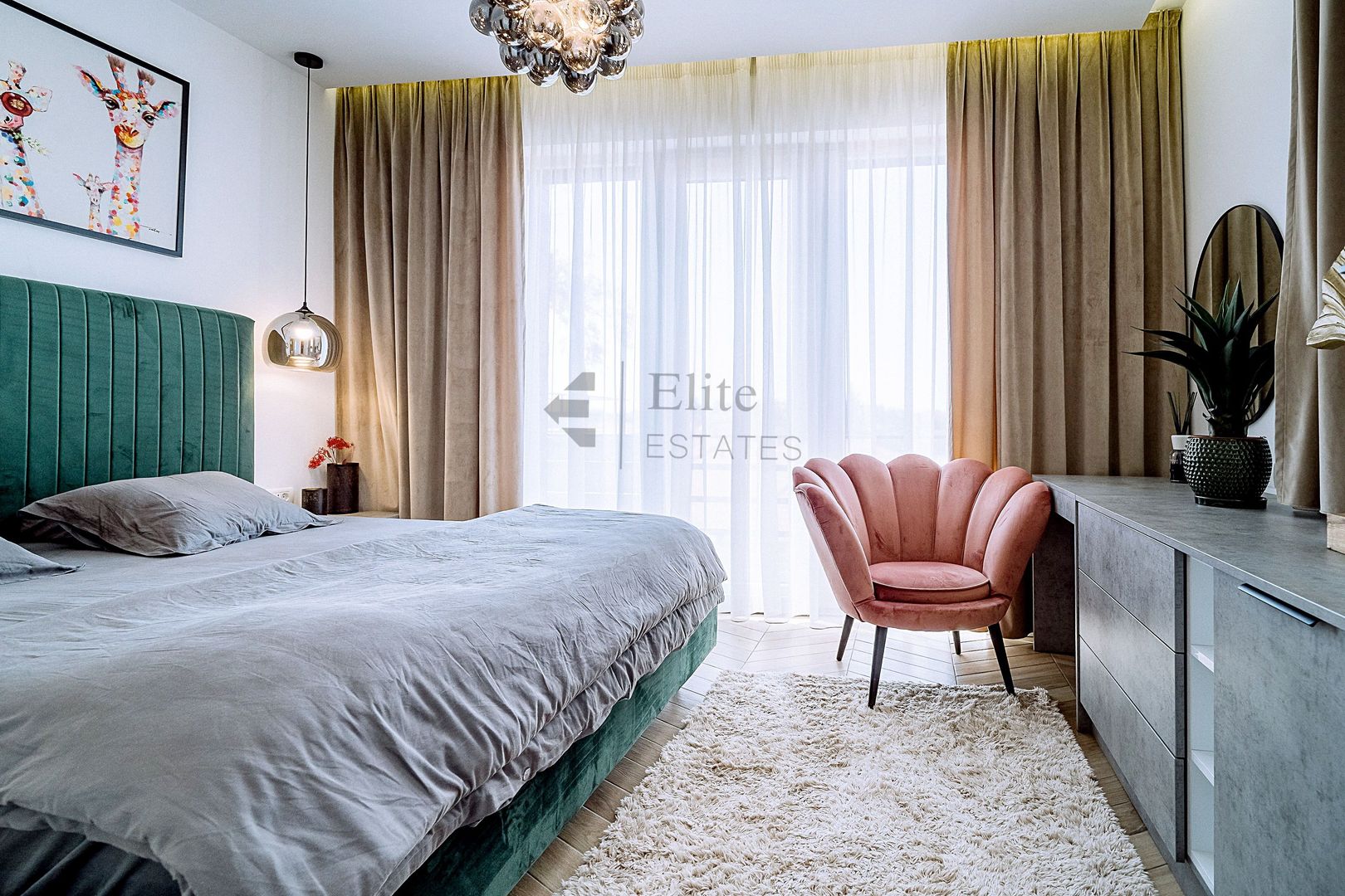 Penthouse de lux 530 mp ultracentral in Oradea - Poză 61