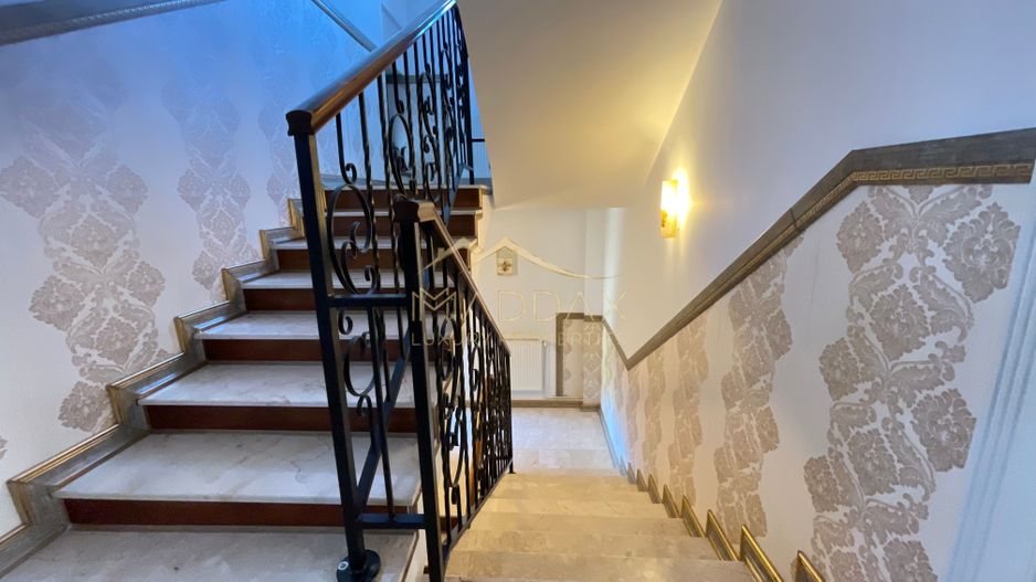 Vila 7 camere**Lake view**Ponton privat**Piscina**Teren 933 MP//Balotesti - Poză 33