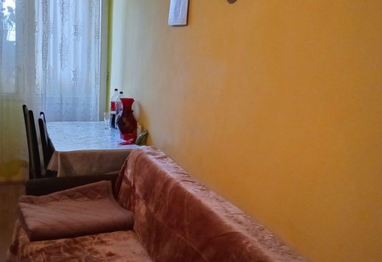 Ag BRASADAS vinde garsoniera 22mp la etajul 1/4 Ostrovului. - Poză 1