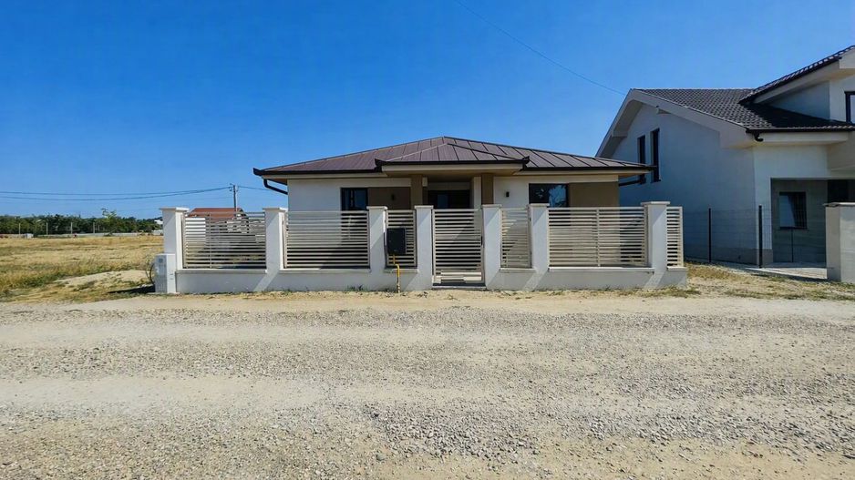 Casă parter semifinisatǎ Cihei – 300 mp teren - Poză 1