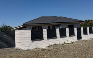 -Casa individuală -4 camere -2 băi - - Poză 2