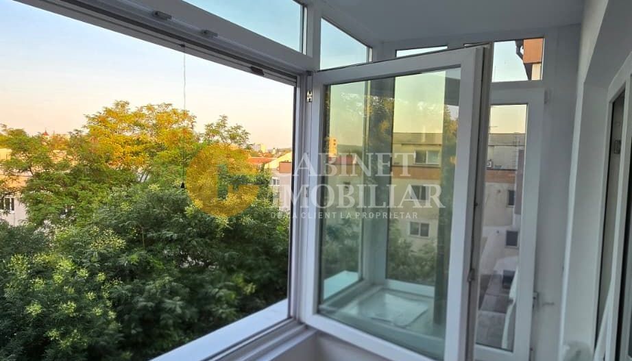 Ultracentral- 2 Camere Decomandate - Renovat complet+Boxa Intabulata+Parcare - Poză 12
