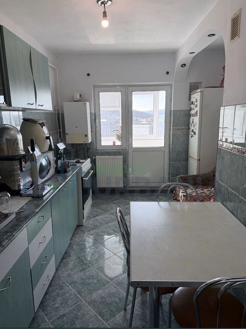 Apartament 3 camere de vânzare în Lunca Cetățuii - Poză 1