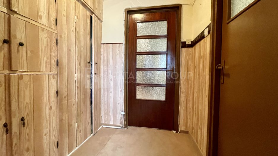 Oferta rezervata!!Apartament 2 camere semidecomandat - Poză 4