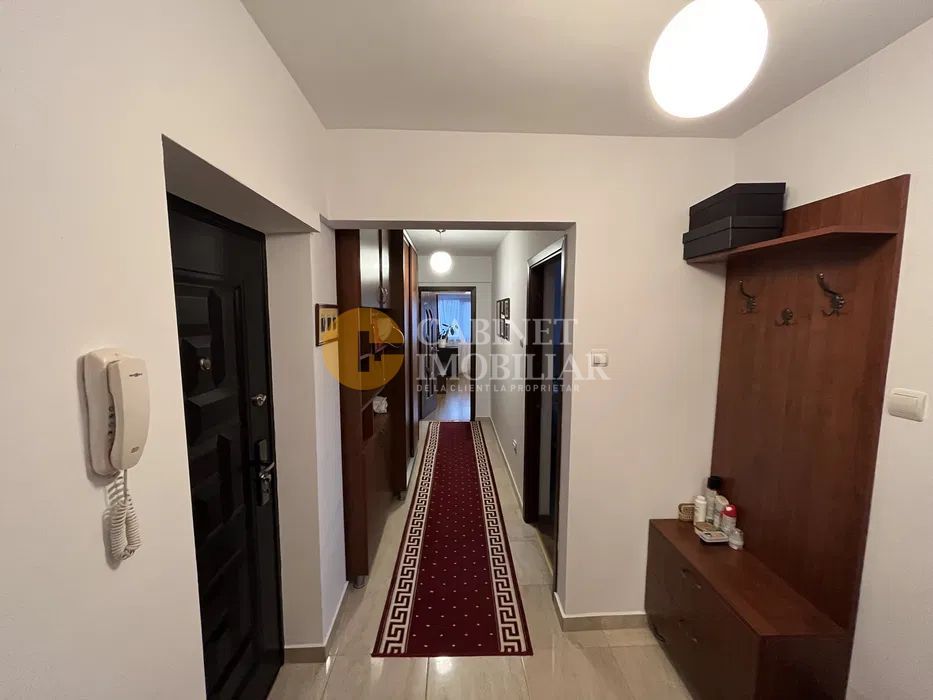 Cug Etaj 3 cu Pod Apartament cu 2 Camere Decomandat 60 mp - Poză 7