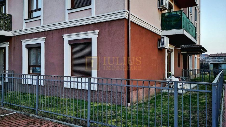 Apartament modern cu terasa 56mp, zona Braytim + loc de parcare - Poză 1