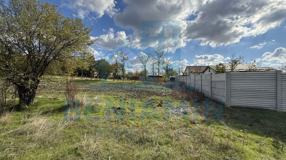 Teren intravilan - 1000mp - utilitati - deschidere mare - Mischii - Poză 6