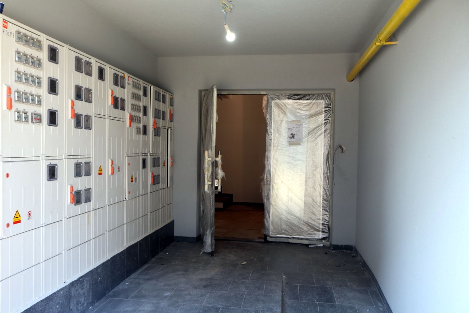 Apartament nou cu parcare - Poză 3
