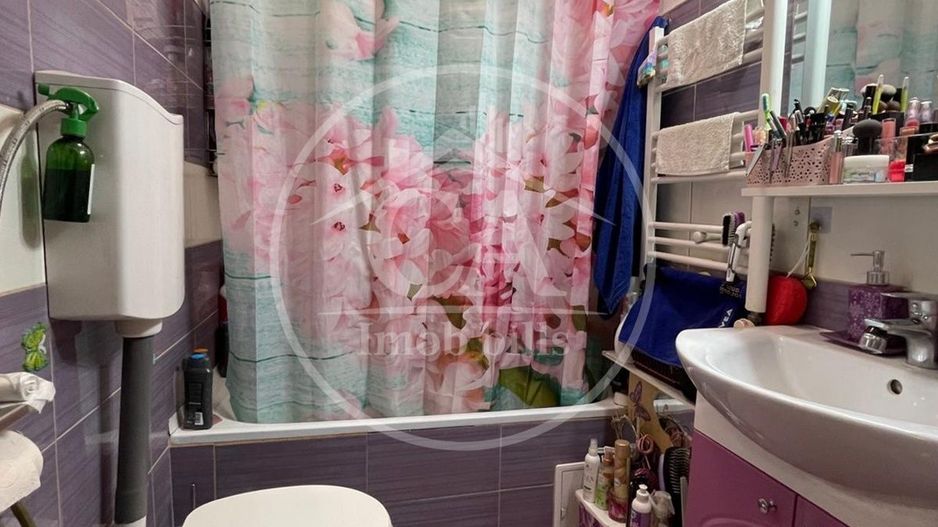 Apartament cu 3 camere la curte comuna de vanzare, Orasul Nou, Oradea - Poză 13