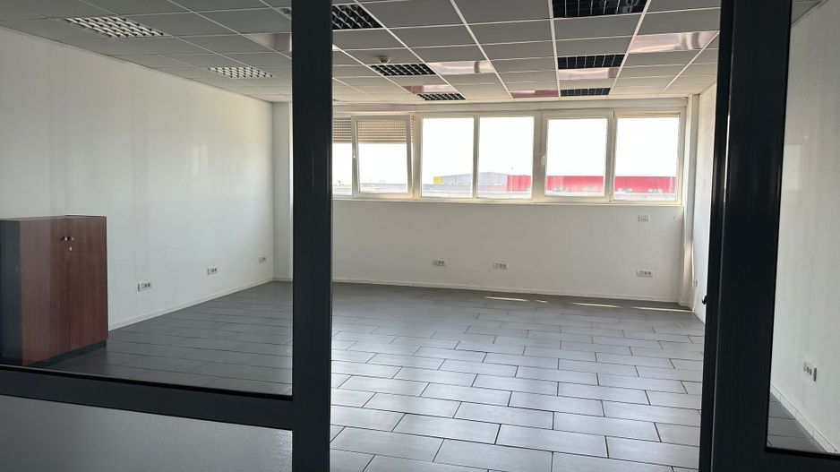 Spatiu depozitare - logistica 2.519 mp si birouri Chiajna A1 - Poză 18