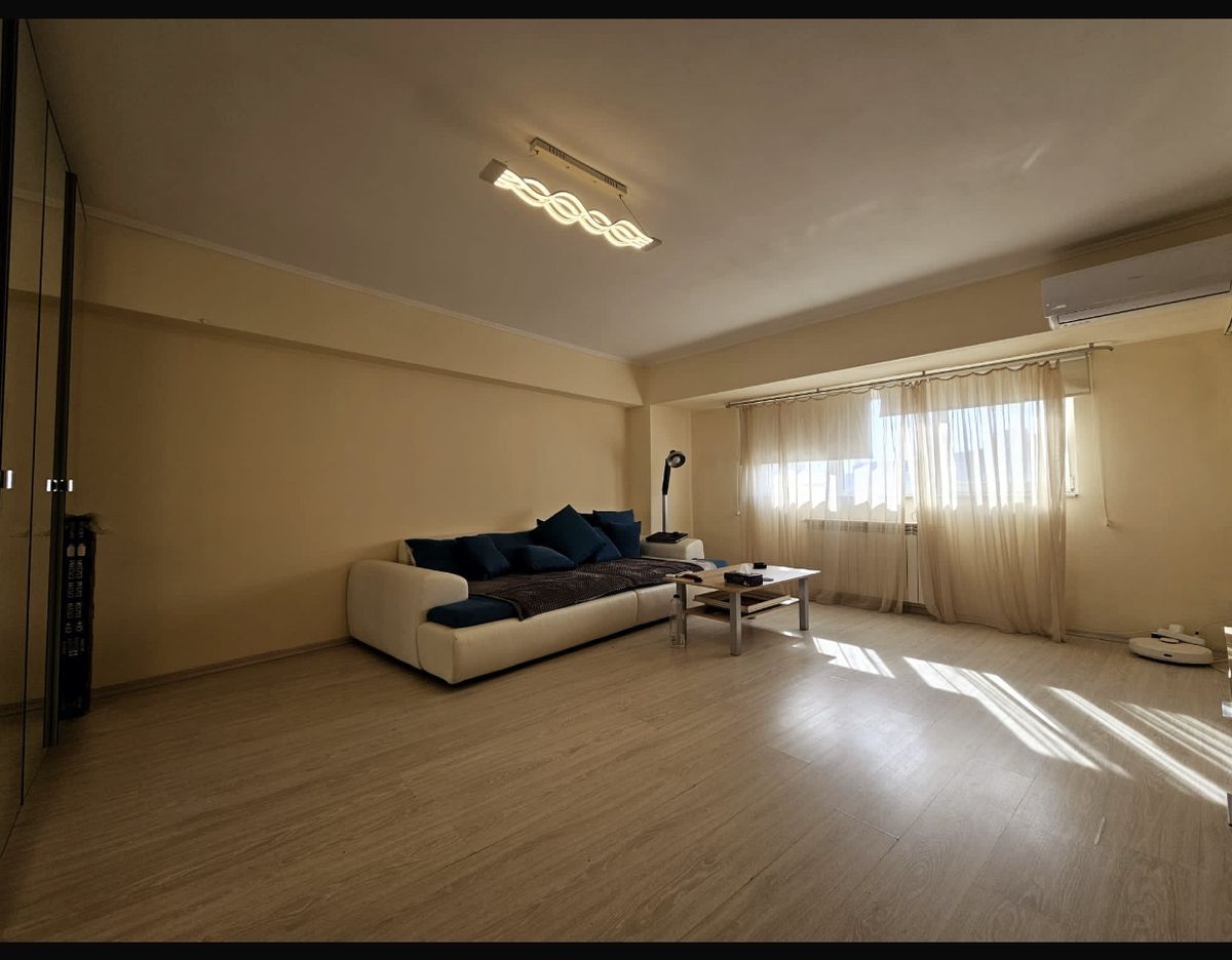 Închiriez apartament 2 camere modern, Unirii, spațios - Poză 2