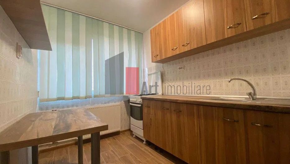 Apartament de vanzare 2 camere zona Baba Novac - Poză 3