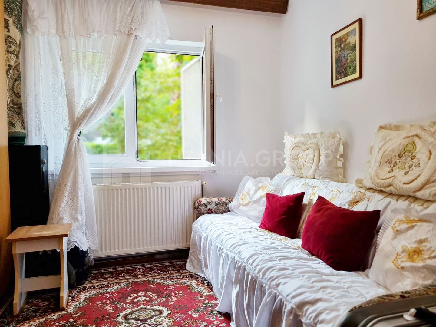 Apartament 3 camere, 2 bai, etj 1, zona Racadau, priveliste superba spre Tampa - Poză 6