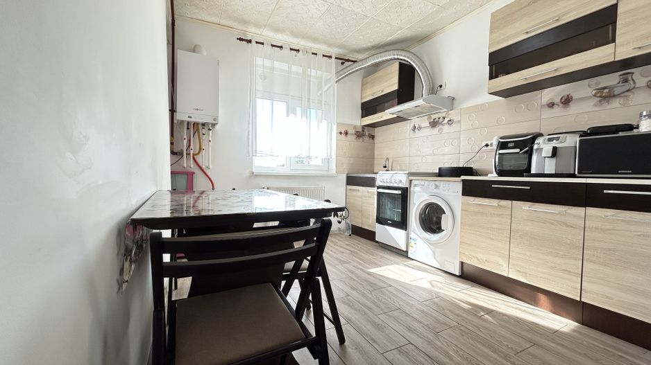 Apartament 2 camere de vânzare în Mihail Kogălniceanu - Penny Market - Poză 4