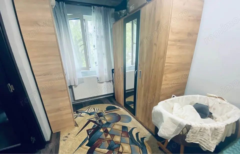 Vand apartament 2 camere ,etaj 2, zona Sagului, direct proprietar - Poză 2