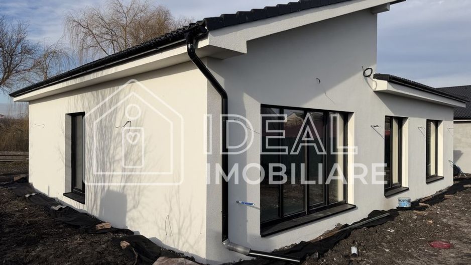 Casa individuala pe un singur nivel, zona Sura Mica - Poză 3