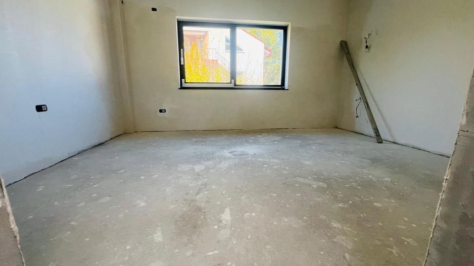 Casă spectaculoasă – 314 mp utili, cramă, terase, 7 camere, teren 432 mp - Poză 13