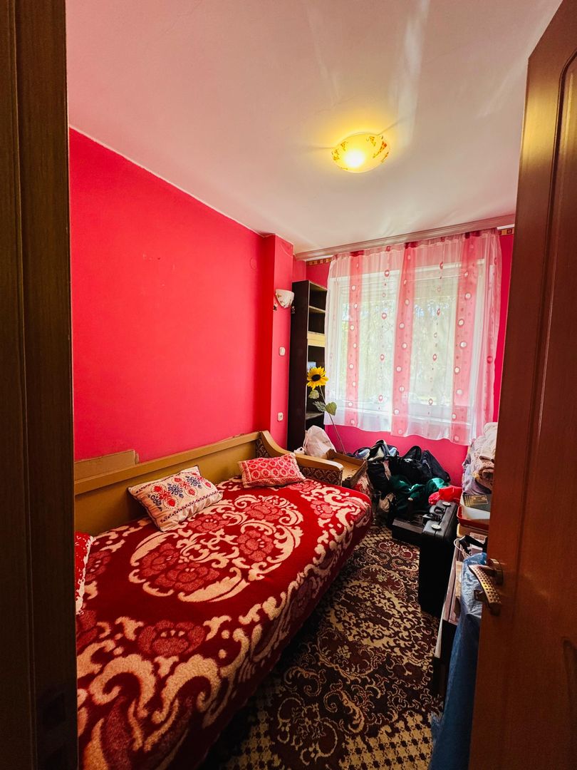 Apartament cu 3 camere pe str. Aluminei langa Liceul Ortodox - Poză 10