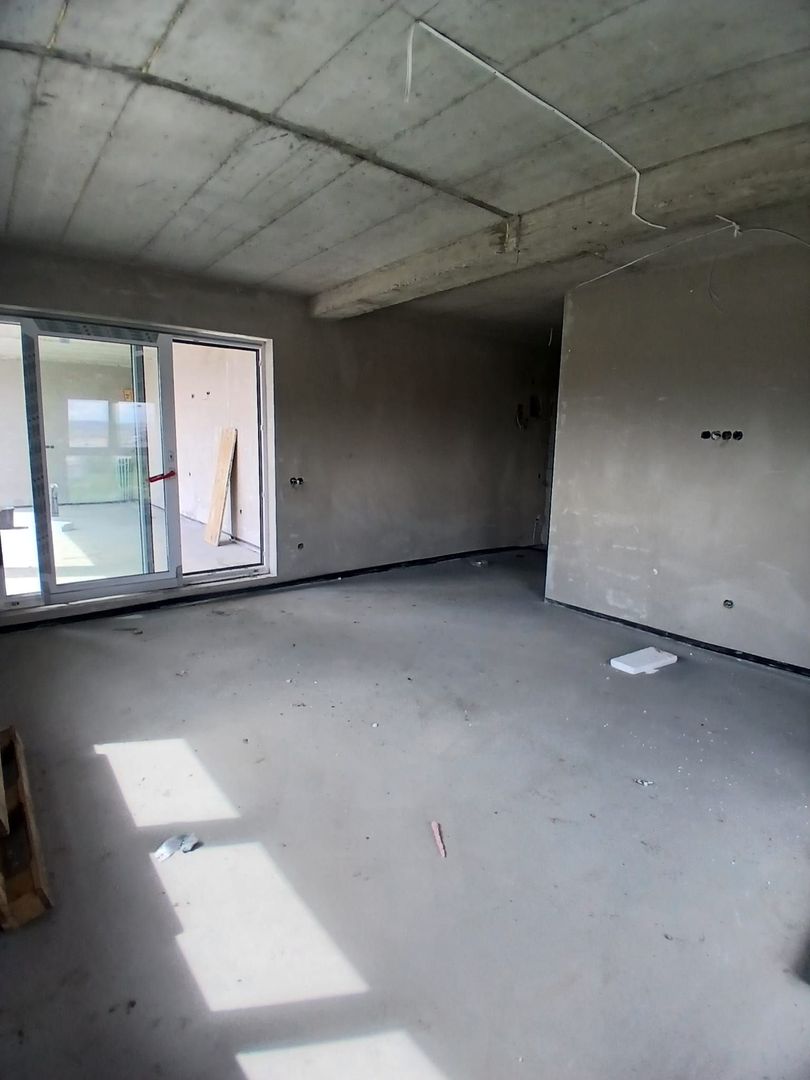 Penthouse pe malul lacului, cu terasă panoramică 90 mp - Poză 9