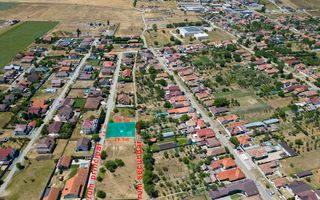 Loc de casă în Sânleani 414 mp - Poză 1