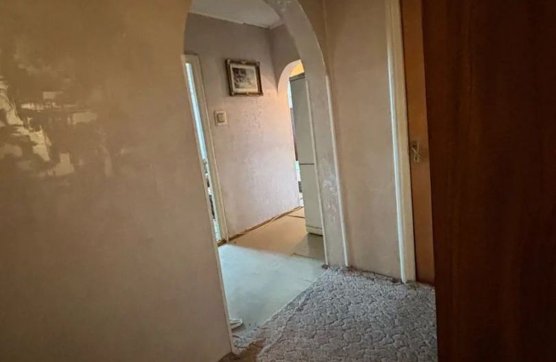 De vânzare: apartament 3 camere-Drumul Taberei-metrou-Râul Doamnei - Poză 4