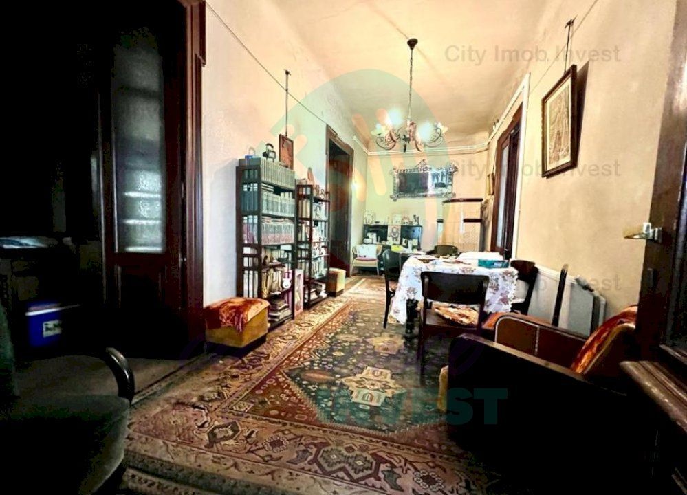 CASA CU CURTE PROPRIE PARCUL CAROL - Poză 8