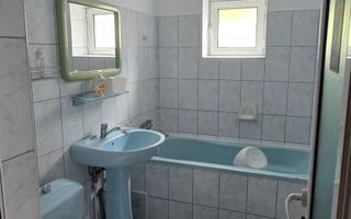 Apartament 2 camere de inchiriat, zona Canta, etaj 1 - Poză 4