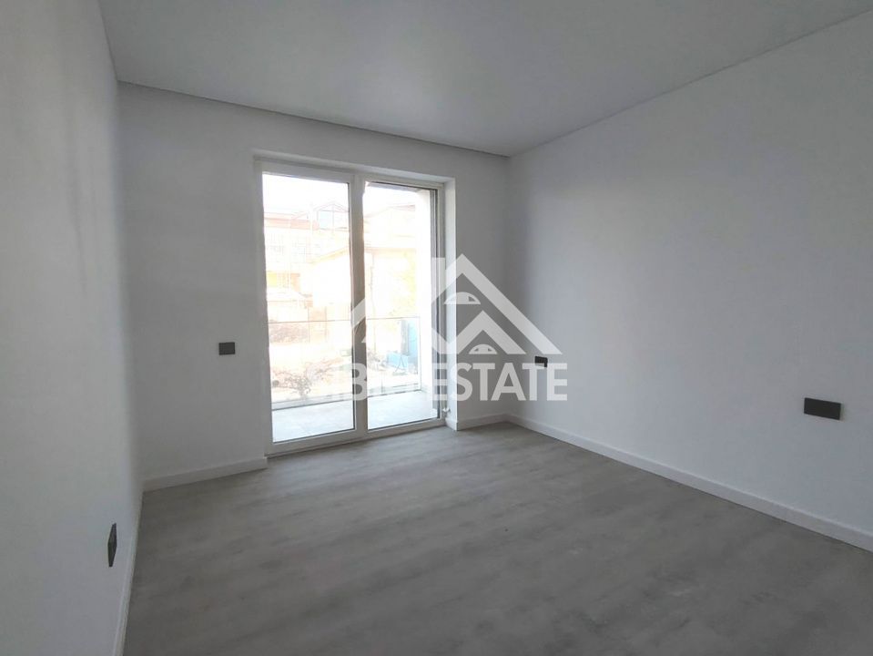 Apartament Sibiu central 3 camere, 2 bai Imobil Top lift garaj - Poză 5