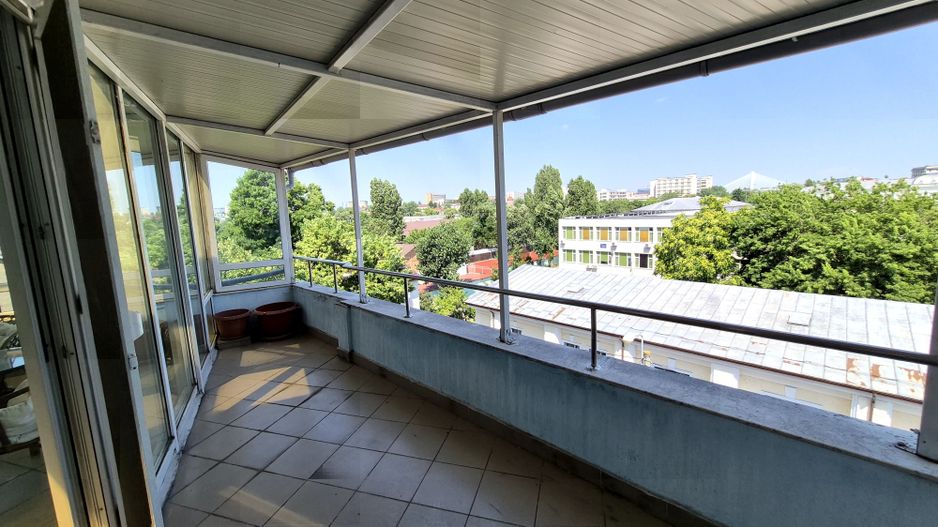 Apartament cu 2 camere 85 mp + 35 mp terasa si balconul + 2 locuri de parcare - Poză 9