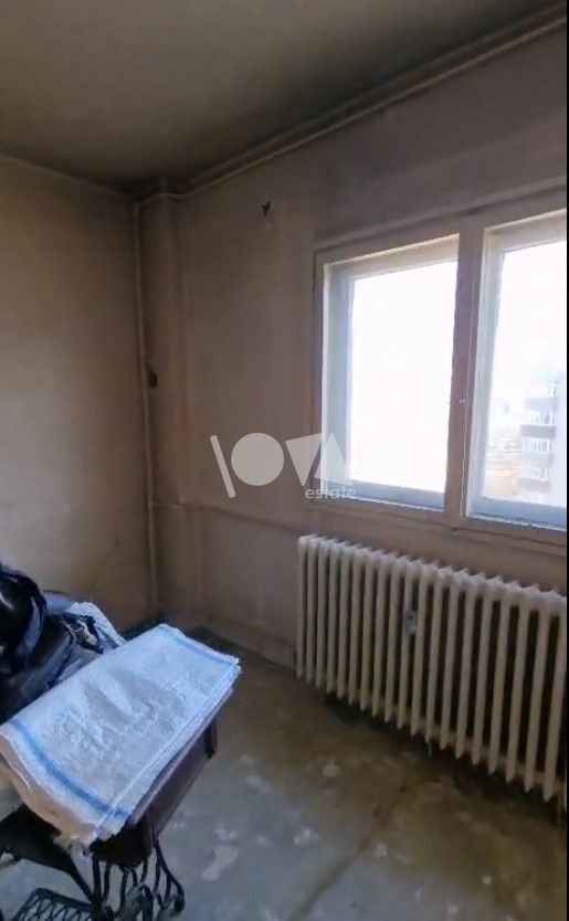 De vânzare: ap. 4 camere decomandat - necesită renovare - Tineretului - Poză 2