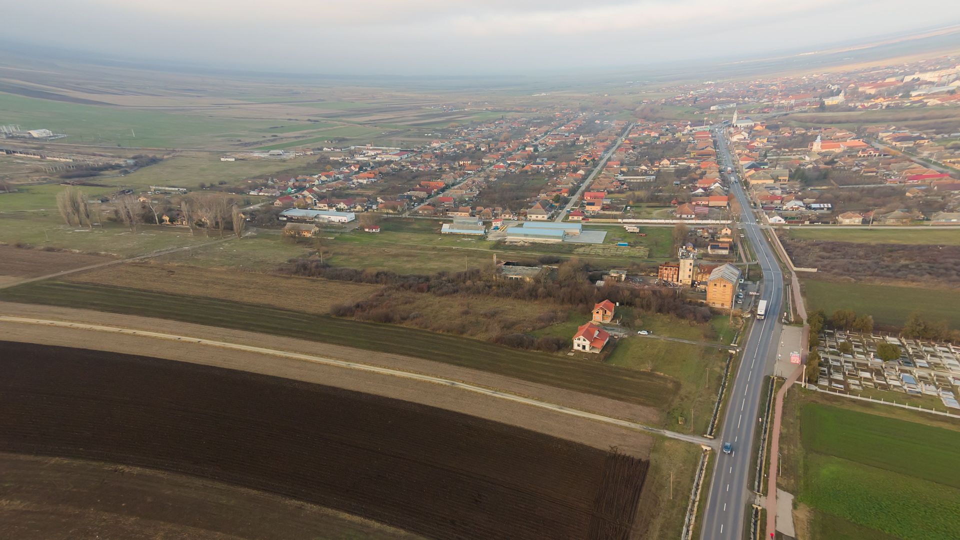 33 parcele intravilane 2 ha în Chișineu-Criș - Poză 18