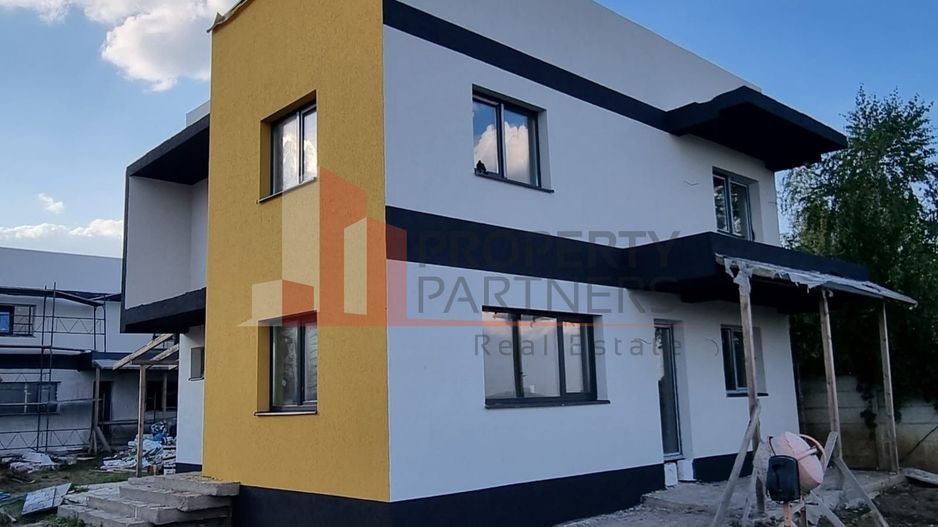 Casa cu arhitectura moderna | contemporana - Poză 1
